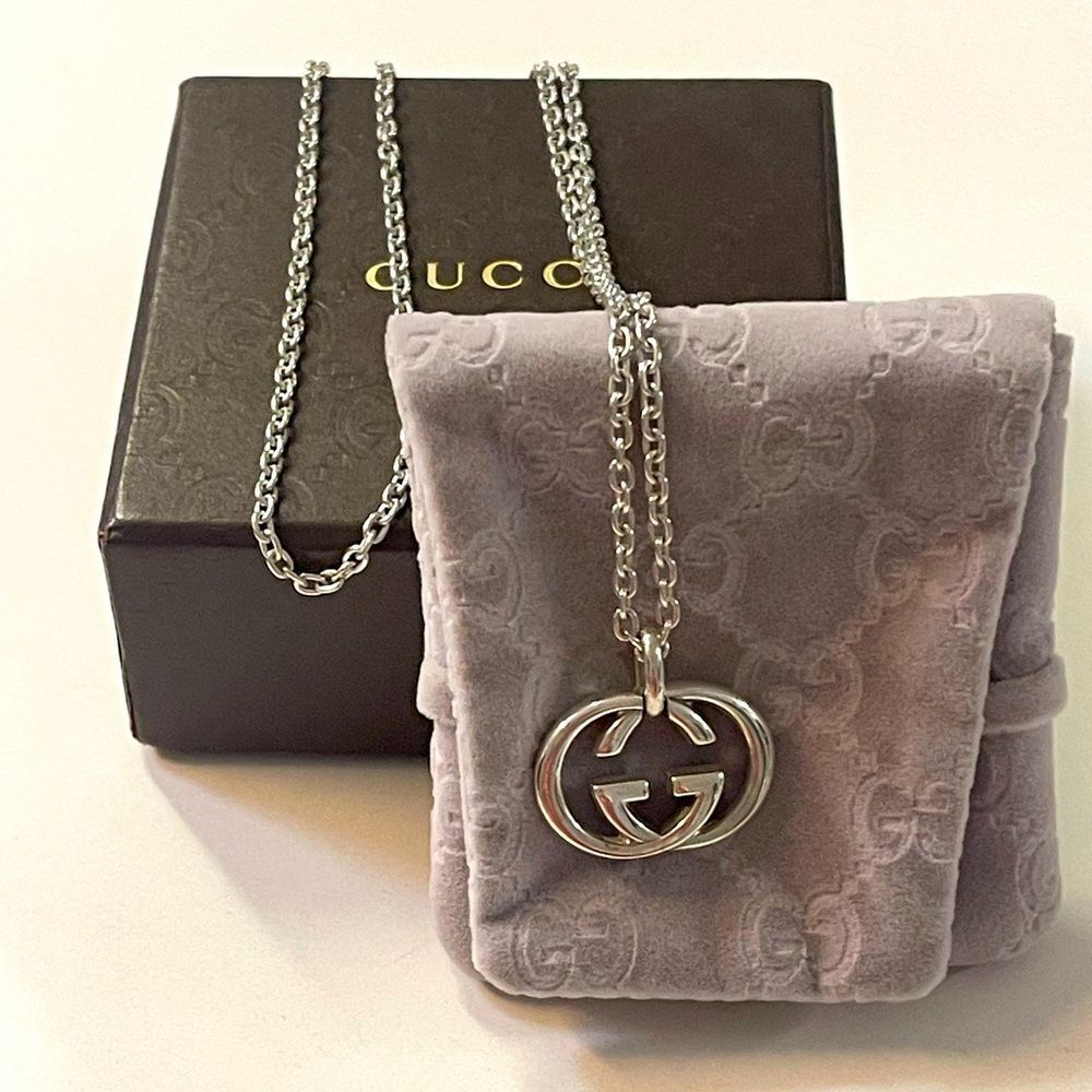 Gucci Interlocking G Pendant Necklace in Sterling Silver with Box & Pouch